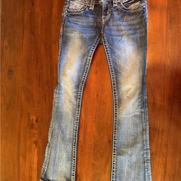Rock Revival Women’s Blue Jeans (Melora) - Picture 2 of 3